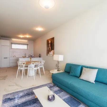 Ferienwohnung Fuer 4 Personen Ca 85 Qm In Funchal, Madeira Und Umgebung Funchal (Madeira)