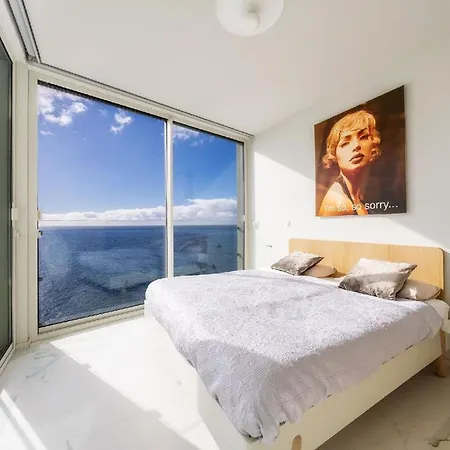 Apartment Ferienwohnung Fuer 4 Personen Ca 85 Qm In Funchal, Madeira Und Umgebung